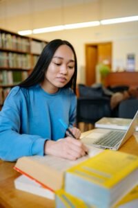 Role of Critical Thinking in Student Academic Success